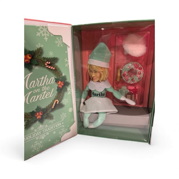 Martha on the Mantel and Snoop on the Stoop Holiday Figures - Picture 4 of 4